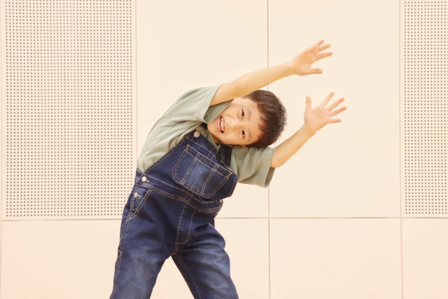 子どものダンスは何歳から始めるのがよい？年齢別のメリット・デメリット